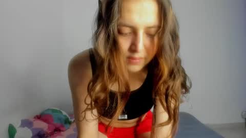 Snapshot of dreams_elian_moore chatting on October 7, 11:01 pm Elian Moreno Moore. online show from October 7, 11:01 pm