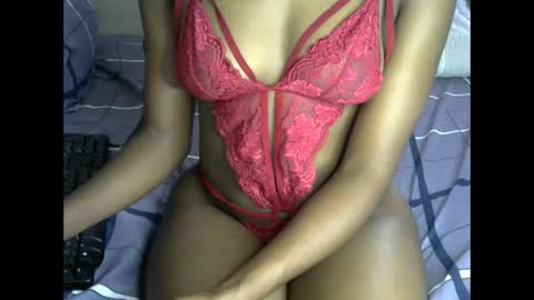 dreamy_queen online show from March 4, 1:19 pm