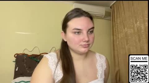 Mila online show from November 22, 4:38 pm