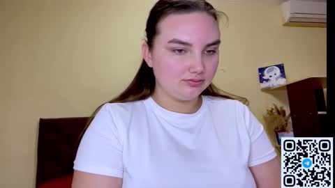 Mila online show from March 18, 3:29 pm