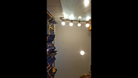 drippiehippie420 online show from March 15, 8:01 pm