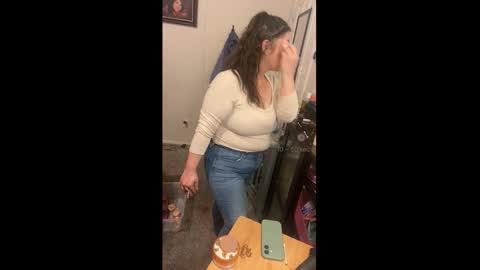 Drippy kitty  online show from December 13, 7:53 pm