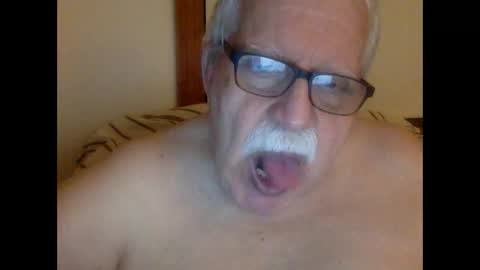 Snapshot of drnick069 chatting on October 23, 9:00 am drnick069 online show from October 23, 9:00 am