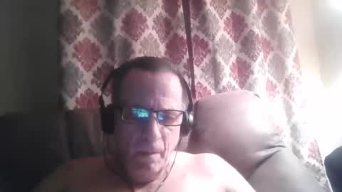 Snapshot of drthick1224 chatting on October 19, 4:28 am drthick1224 online show from October 19, 4:28 am