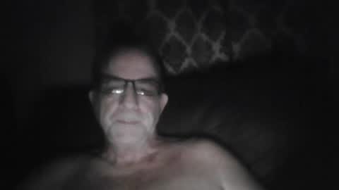 Snapshot of drthick1224 chatting on October 17, 2:04 am drthick1224 online show from October 17, 2:04 am