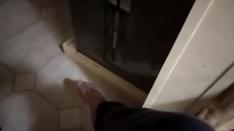 Snapshot of dthedog12 chatting on October 17, 2:26 am dthedog12 online show from October 17, 2:26 am