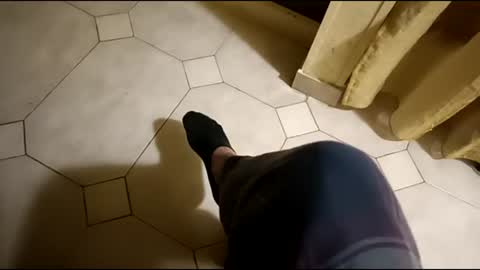 Snapshot of dthedog12 chatting on February 27, 1:41 am dthedog12 online show from February 27, 1:41 am