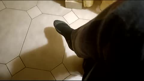 Snapshot of dthedog12 chatting on February 5, 2:51 am dthedog12 online show from February 5, 2:51 am