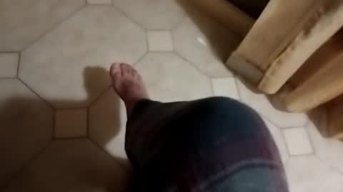 Snapshot of dthedog12 chatting on October 15, 9:48 pm dthedog12 online show from October 15, 9:48 pm