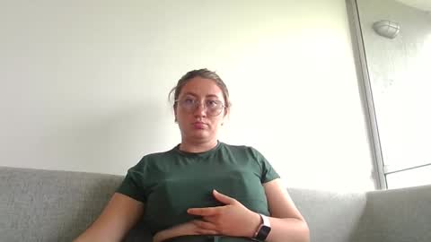 dualseductionpr online show from April 19, 8:44 pm