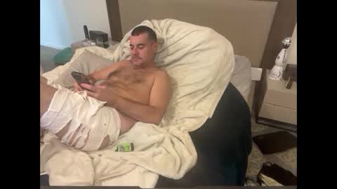 dudecuzbeo online show from February 13, 12:21 pm