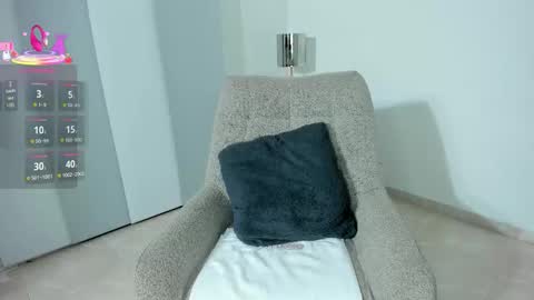 Snapshot of dulce1_ chatting on September 16, 9:33 am Dulce online show from September 16, 9:33 am