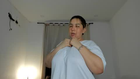 dulce brithany online show from April 18, 2:57 am