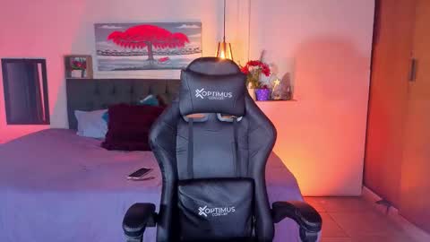 DULCE online show from March 16, 7:40 pm