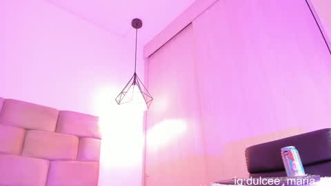 DULCLE MARIA online show from December 4, 3:42 am