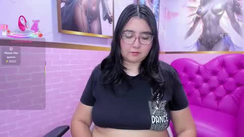 Snapshot of dulce_meow chatting on October 3, 12:13 pm Dulce online show from October 3, 12:13 pm