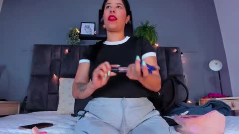 DULCE AURORA online show from March 9, 1:21 am