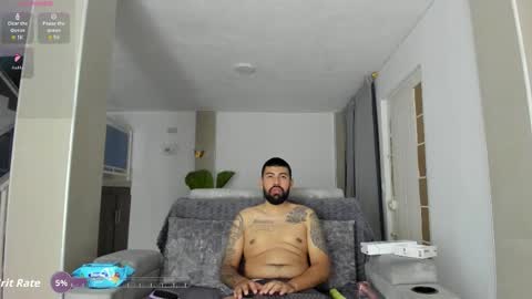 Jlozada05 online show from February 26, 4:49 am