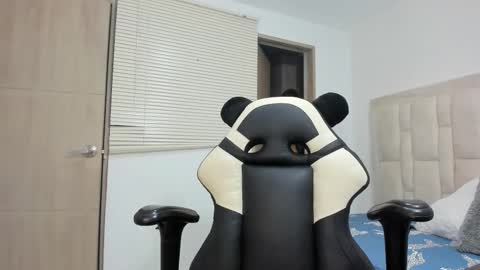 Dulce Sofia online show from February 6, 12:36 am