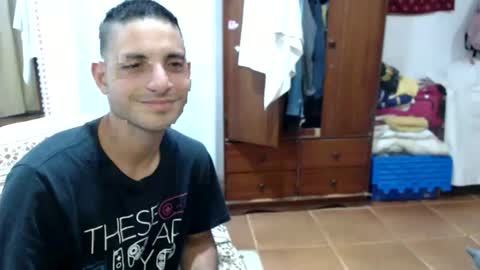 Snapshot of dulcetentations chatting on October 15, 12:58 am shany y alan online show from October 15, 12:58 am