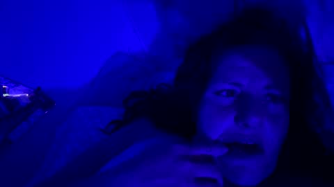 dumbgirl5150 online show from December 3, 8:11 am