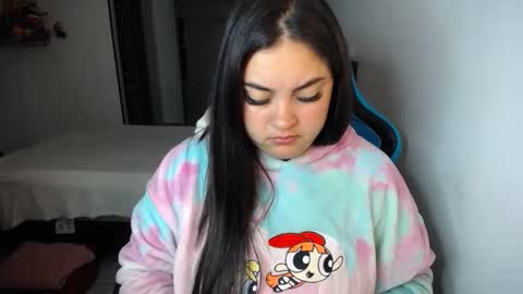 Nicole   online show from October 5, 8:45 am