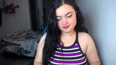 Nicole   online show from September 19, 6:39 am