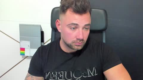 DuncanStone online show from February 8, 10:39 am