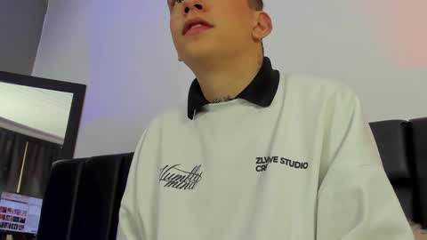 Thomas and Noah online show from March 31, 11:21 am