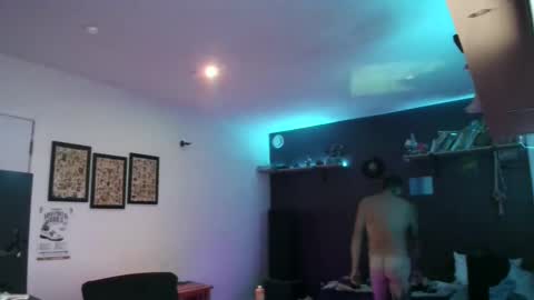 Snapshot of durfmanx chatting on September 12, 6:04 am durfmanX online show from September 12, 6:04 am