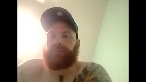 dust0n2 online show from April 22, 11:34 pm