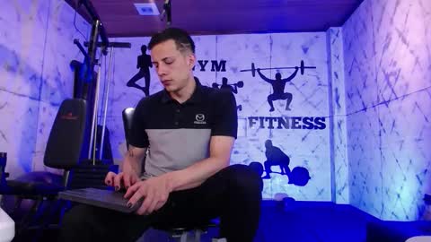 Dustin Sonne online show from October 8, 4:40 am