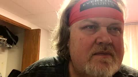 Dusty online show from December 9, 10:41 pm