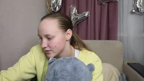 Jenny online show from February 14, 8:55 pm