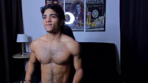 DUSTYN MICHELLE online show from March 2, 5:08 am