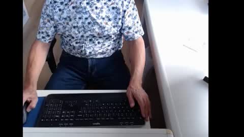 Snapshot of dutchpornking2 chatting on September 13, 9:01 am dutchpornking2 online show from September 13, 9:01 am