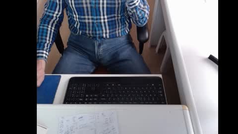 Snapshot of dutchpornking2 chatting on March 11, 7:57 am dutchpornking2 online show from March 11, 7:57 am