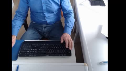 Snapshot of dutchpornking2 chatting on September 24, 9:05 am dutchpornking2 online show from September 24, 9:05 am