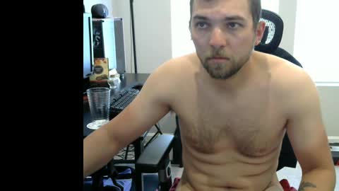 dweeb94 online show from April 13, 1:59 pm