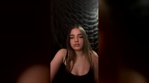 Leia online show from April 18, 3:30 am