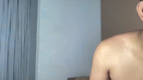 Snapshot of dydledydledee chatting on September 28, 11:47 pm jay online show from September 28, 11:47 pm