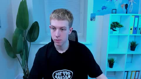 Dylan online show from March 19, 10:21 am