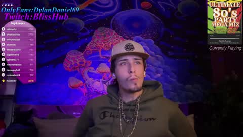 Snapshot of dylandaniel69 chatting on December 13, 8:14 pm Dylan Daniel 7.8 online show from December 13, 8:14 pm