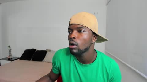 Dylan Taylor online show from March 5, 3:29 am