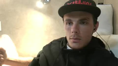 dylp400 online show from February 12, 11:07 am