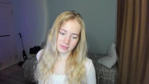 fansly - yourbestbaby online show from February 3, 4:10 am