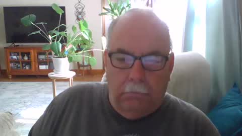 earl52 online show from September 11, 7:15 pm