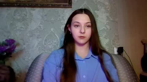 Yuni online show from March 1, 1:15 pm