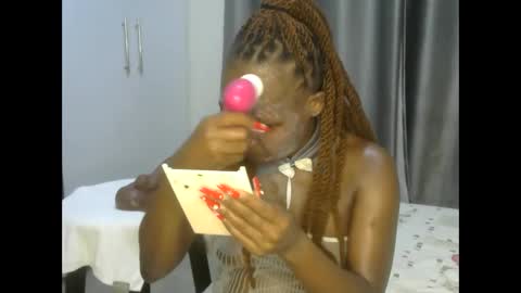Snapshot of east_queen chatting on March 1, 4:00 pm east_queen online show from March 1, 4:00 pm