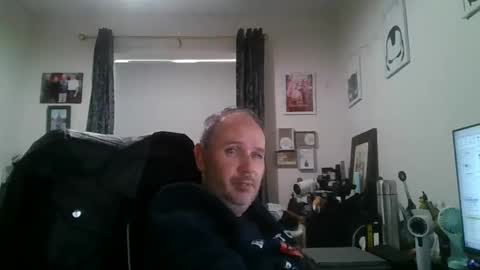 Snapshot of eastmidssoul chatting on October 22, 7:44 am eastmidssoul online show from October 22, 7:44 am